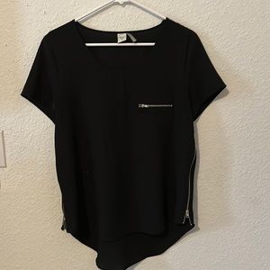 Black Size M Zip Side Blouse